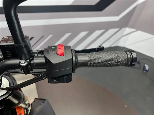 KTM 125 DUKE - Thumbnail 5