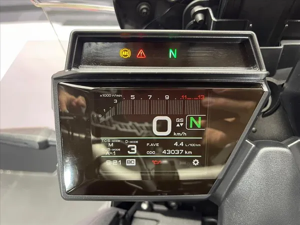 YAMAHA TRACER 900GT - Thumbnail 8