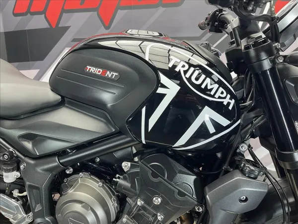 TRIUMPH TRIDENT 660 - Thumbnail 10