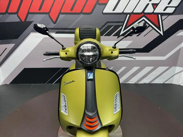 VESPA GTS SUPER 125 - Thumbnail 13