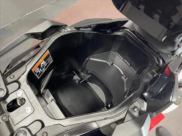 HONDA FORZA 750 - Thumbnail 15