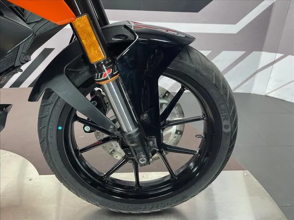 KTM 125 DUKE - Thumbnail 10