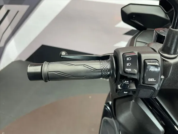 YAMAHA X-MAX 125 ABS - Thumbnail 4