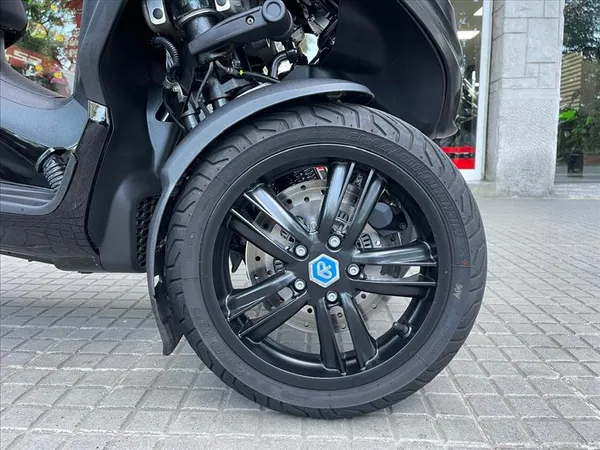 PIAGGIO MP3 300 HPE - Thumbnail 7