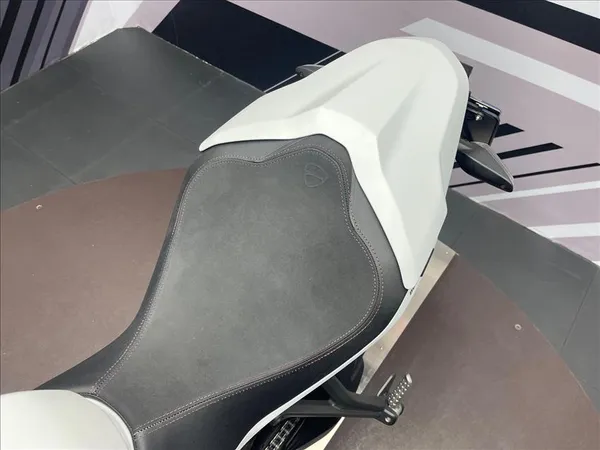 DUCATI SUPERSPORT S - Thumbnail 15