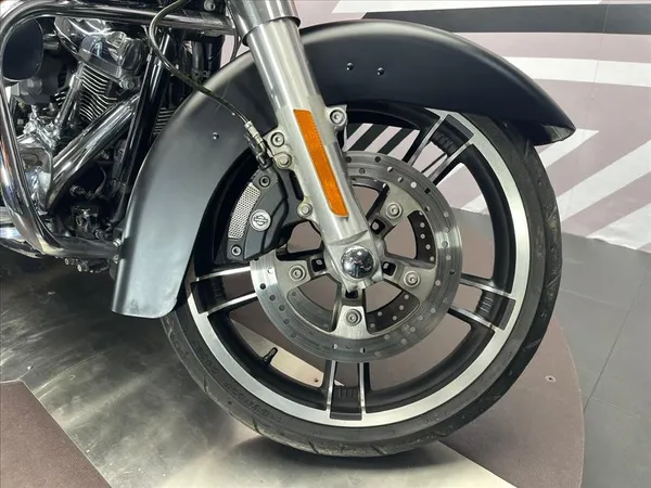 HARLEY DAVIDSON STREET GLIDE SPECIAL - Thumbnail 5