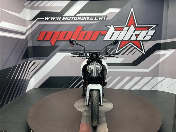 KTM 390 DUKE - Thumbnail 13