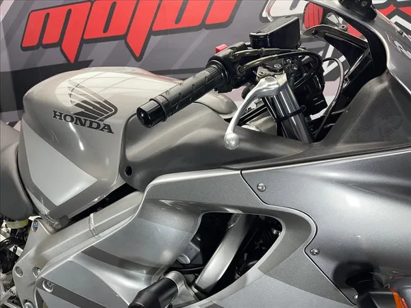 HONDA CBR 600F - Thumbnail 10