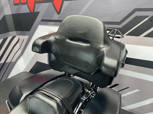 HARLEY DAVIDSON STREET GLIDE SPECIAL - Thumbnail 13