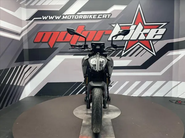 KTM 125 DUKE - Thumbnail 13