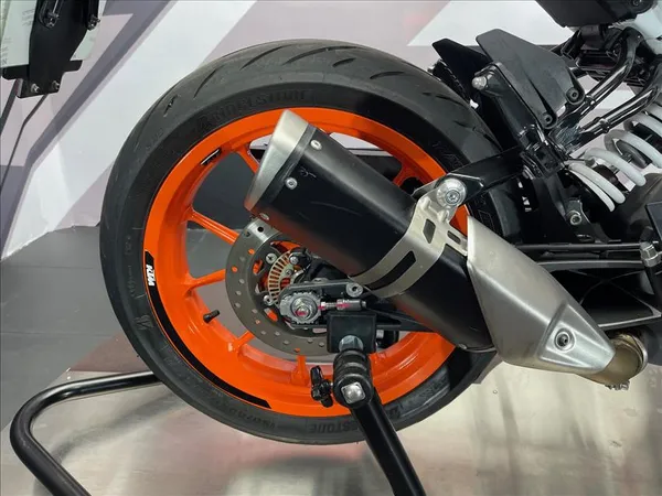 KTM 390 DUKE - Thumbnail 11