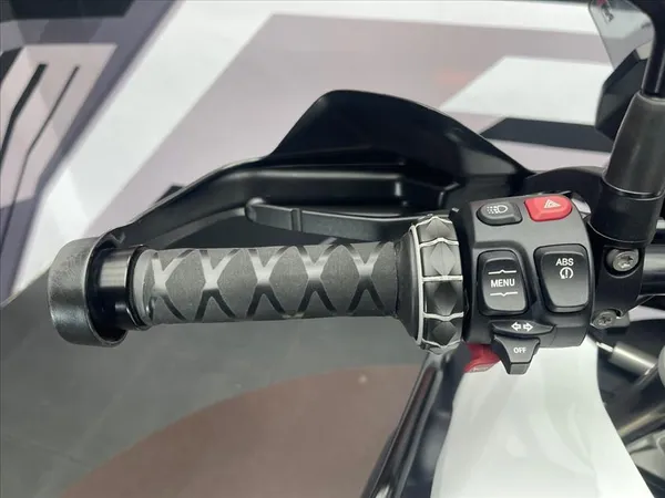 BMW F 750 GS - Thumbnail 4