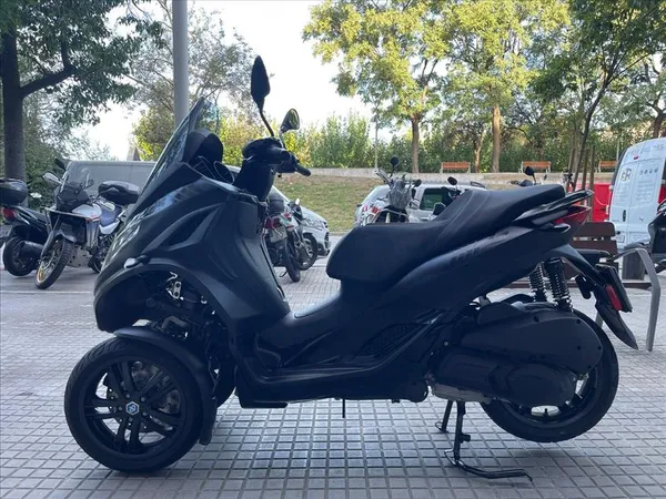 PIAGGIO MP3 300 HPE - Thumbnail 10