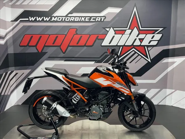 KTM 125 DUKE - Thumbnail 9