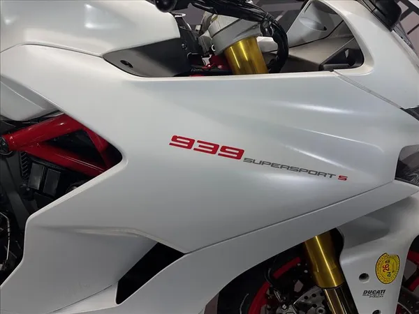 DUCATI SUPERSPORT S - Thumbnail 9