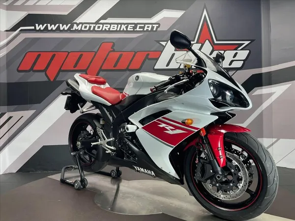 YAMAHA YZF-R1 - Thumbnail 15
