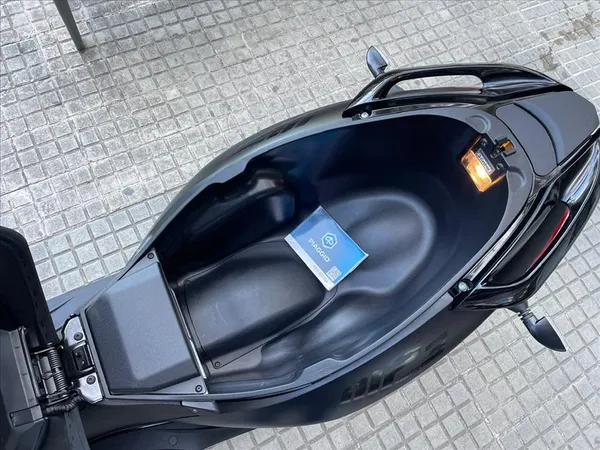 PIAGGIO MP3 300 HPE - Thumbnail 16