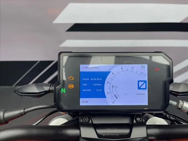 KTM 125 DUKE - Thumbnail 8