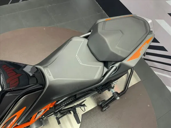 KTM 125 DUKE - Thumbnail 14