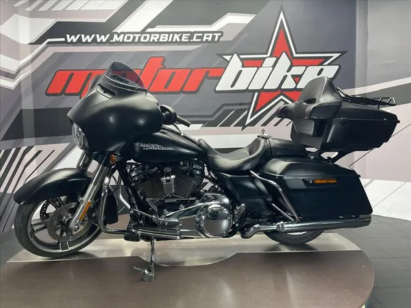 HARLEY DAVIDSON STREET GLIDE SPECIAL - Thumbnail 15