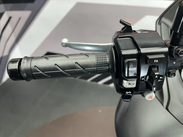 HONDA XL 750 TRANSALP - Thumbnail 4