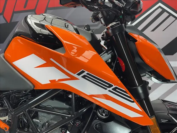KTM 125 DUKE - Thumbnail 11