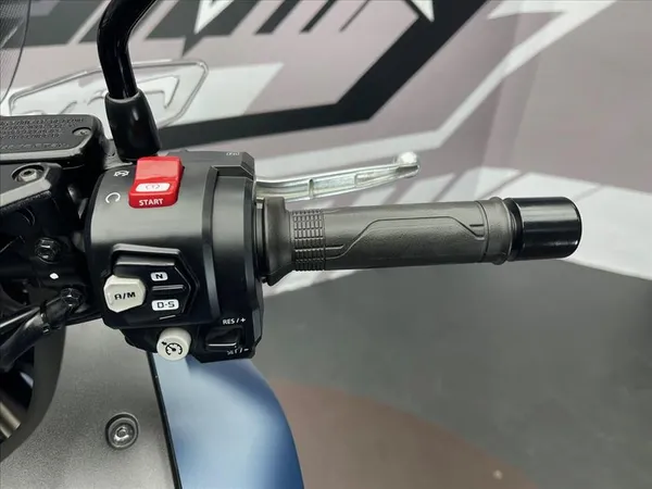 HONDA NT 1100 - Thumbnail 5