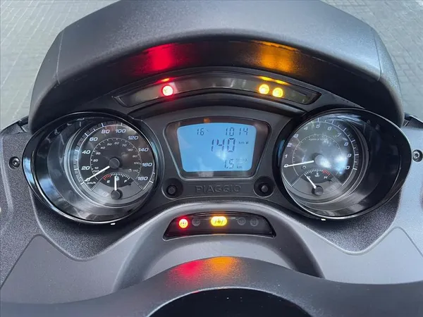 PIAGGIO MP3 300 HPE - Thumbnail 13