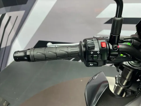 KAWASAKI Z 900 - Thumbnail 3