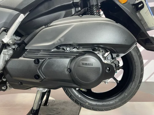 YAMAHA NMAX - Thumbnail 18