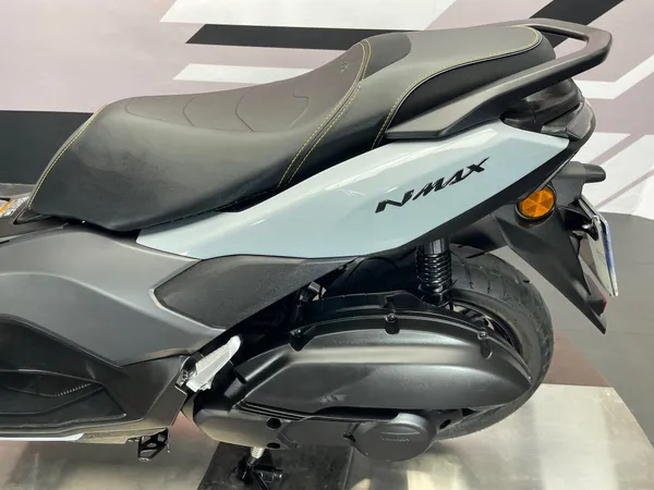 YAMAHA NMAX - Thumbnail 19