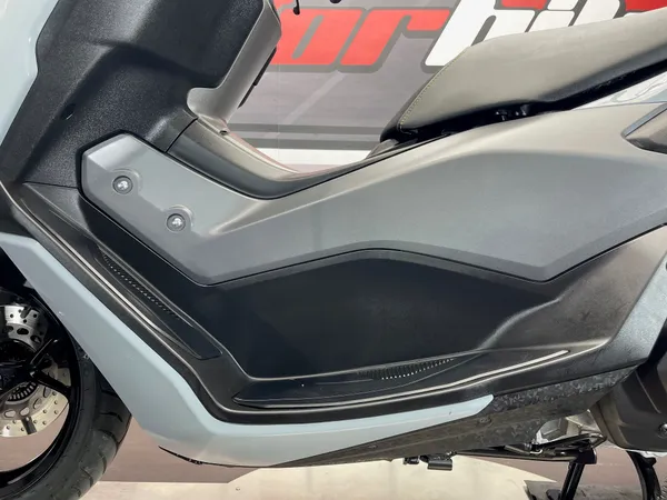 YAMAHA NMAX - Thumbnail 20