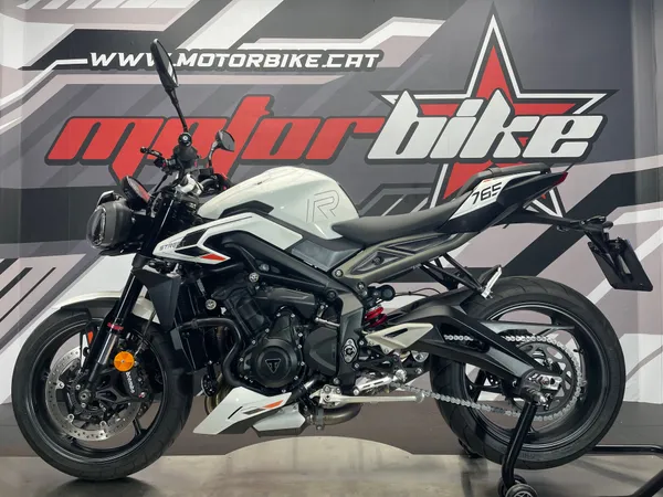 TRIUMPH STREET TRIPLE 765R - Image 2