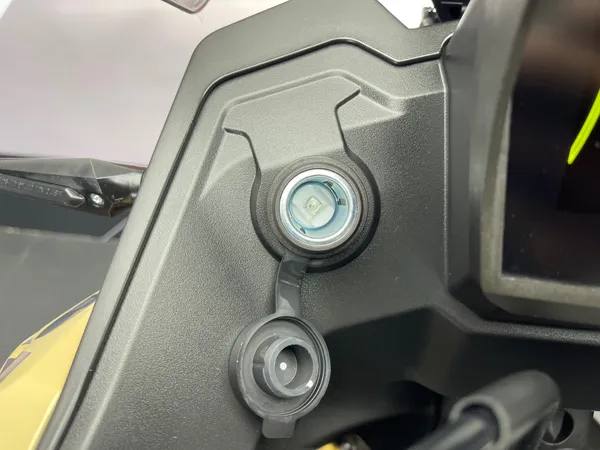 VOGE 650 DSX - Thumbnail 11