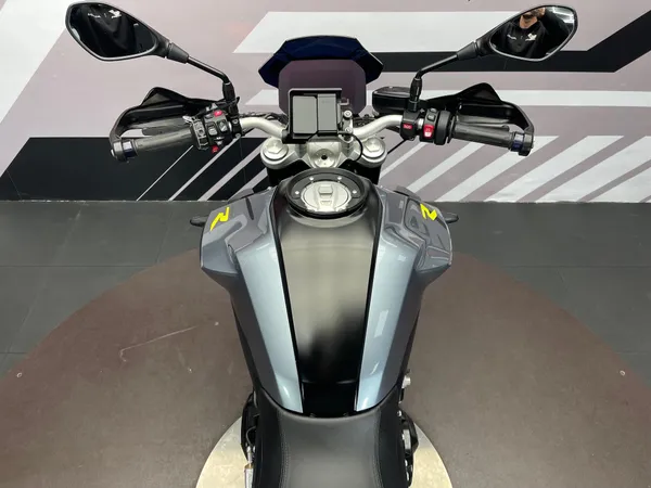 BMW F 900 R - Thumbnail 11