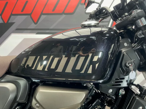 QJMOTOR SRV 125 - Thumbnail 12