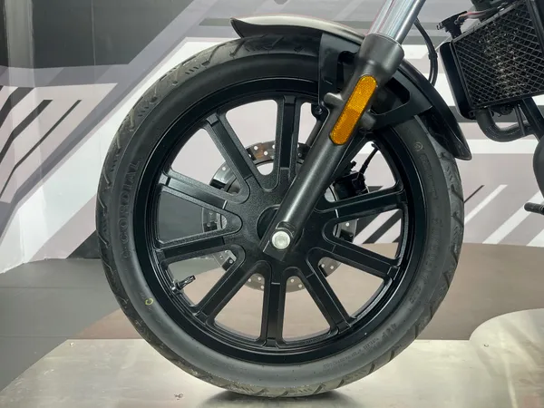 QJMOTOR SRV 125 - Thumbnail 20