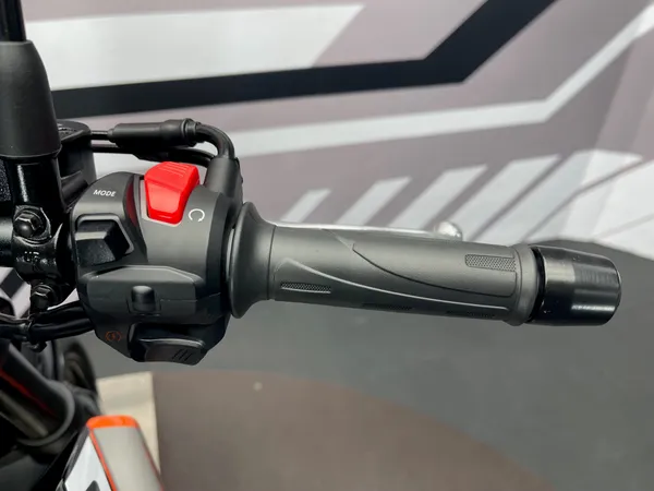 KOVE NK 125 R - Thumbnail 8