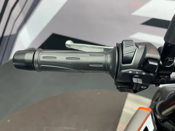 KOVE NK 125 R - Thumbnail 9