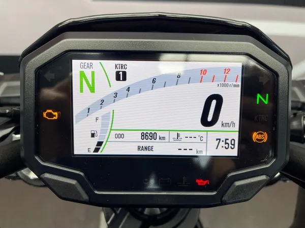 KAWASAKI Z 650 ABS - Thumbnail 6