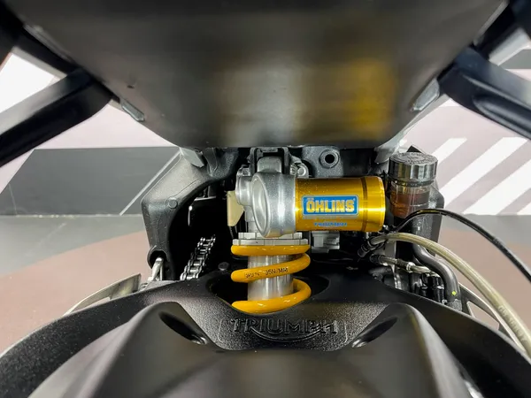 TRIUMPH STREET TRIPLE RS - Thumbnail 17