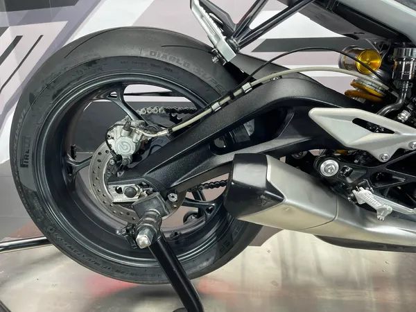 TRIUMPH STREET TRIPLE RS - Thumbnail 21