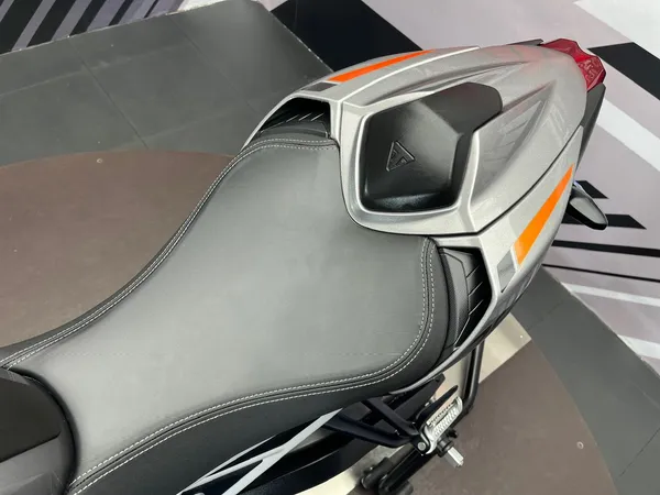 TRIUMPH STREET TRIPLE RS - Thumbnail 23