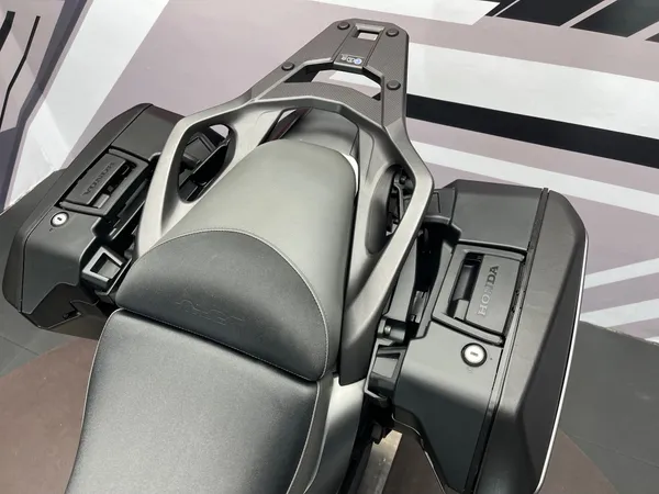 HONDA NT 1100 - Thumbnail 15