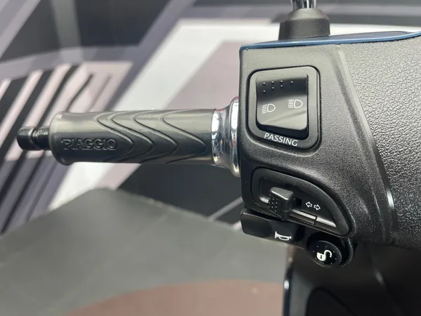 PIAGGIO LIBERTY 50  4T - Thumbnail 9