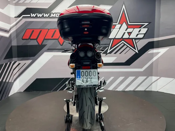 SUZUKI GSR 600 - Thumbnail 4