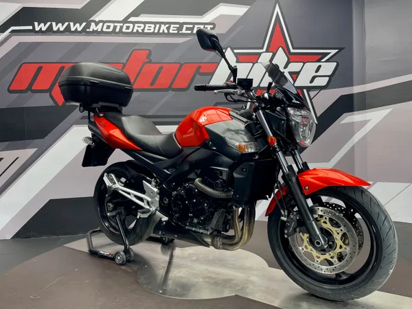 SUZUKI GSR 600 - Thumbnail 5