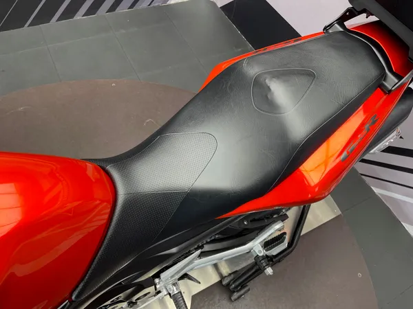 SUZUKI GSR 600 - Thumbnail 19