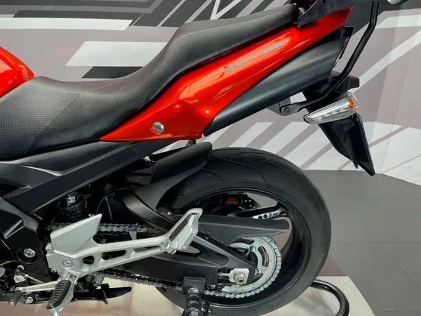 SUZUKI GSR 600 - Thumbnail 23