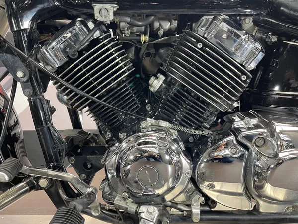 YAMAHA XVS 650 Drag Star Classic - Thumbnail 10
